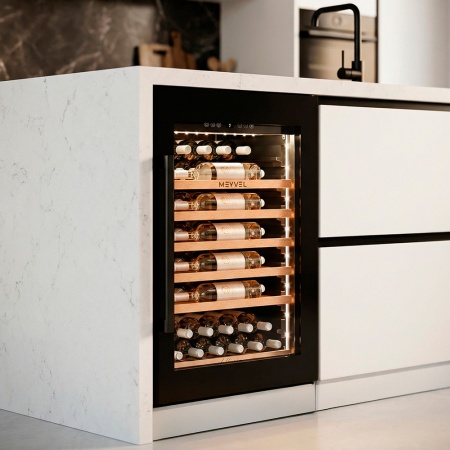 Винный шкаф MV52PRO-KBB1 встраиваемый в колонну